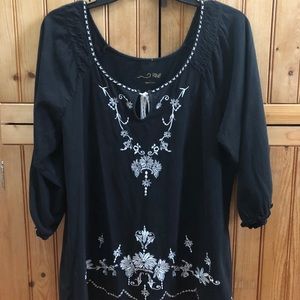 Beautiful peasant style top large